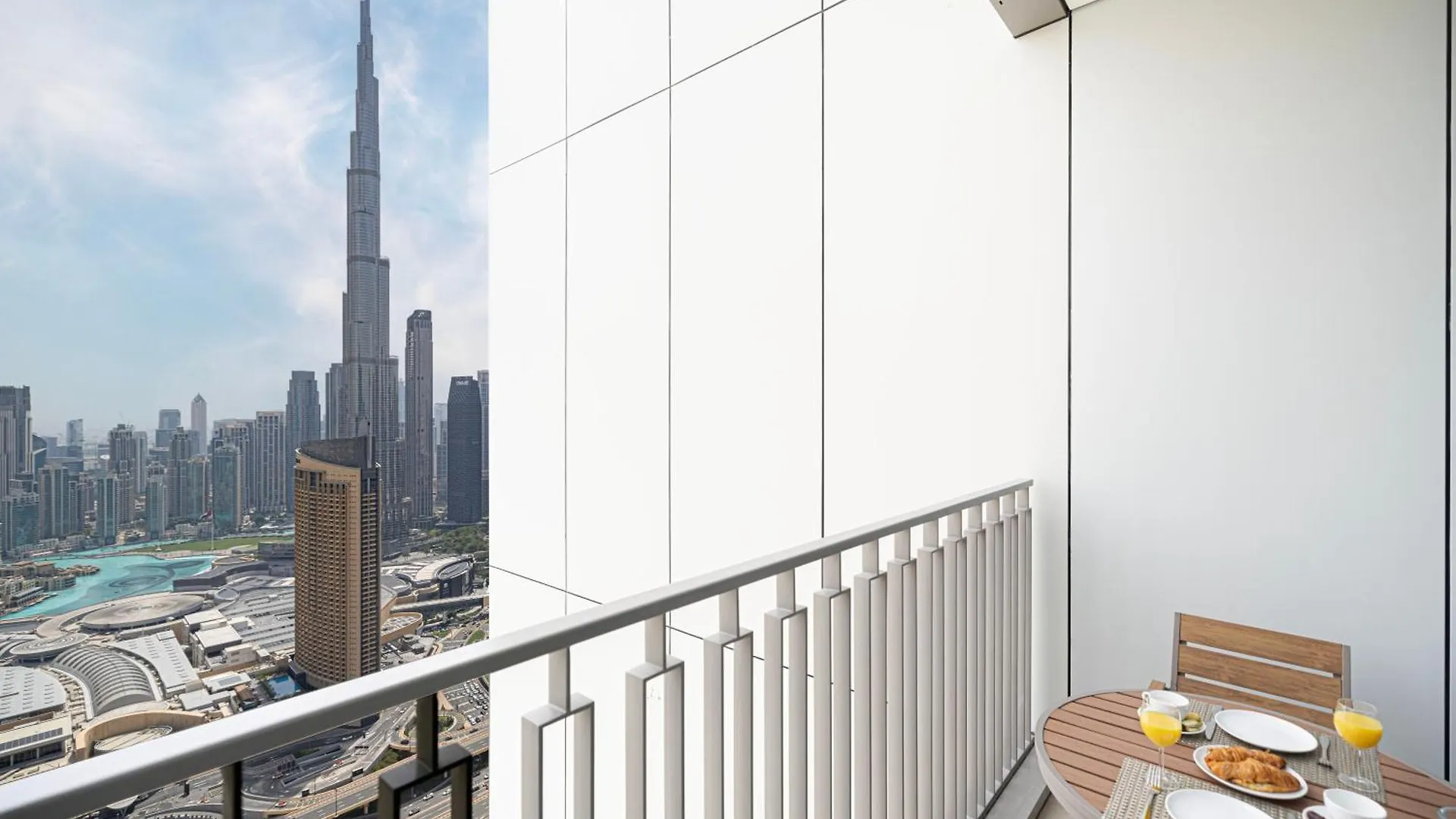 55Th High Floor - 2 Bedroom Apartment With Full Burj Khalifa & Fountain View, Close To Dubail Mall - Downtown Dubai By Stayfinity Max 8 Guests 0*,  Zjednoczone Emiraty Arabskie