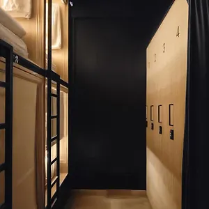 Хостел Westay Capsule, Дубай